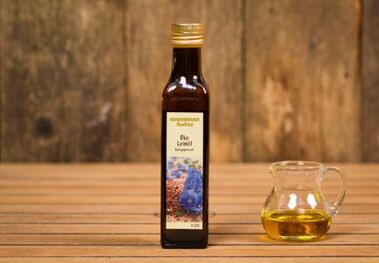 L'huile de lin doit être conservée dans une bouteille en verre foncé. 